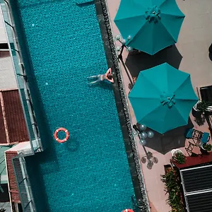 https://uptown-hotel.hotelsofhoian.com